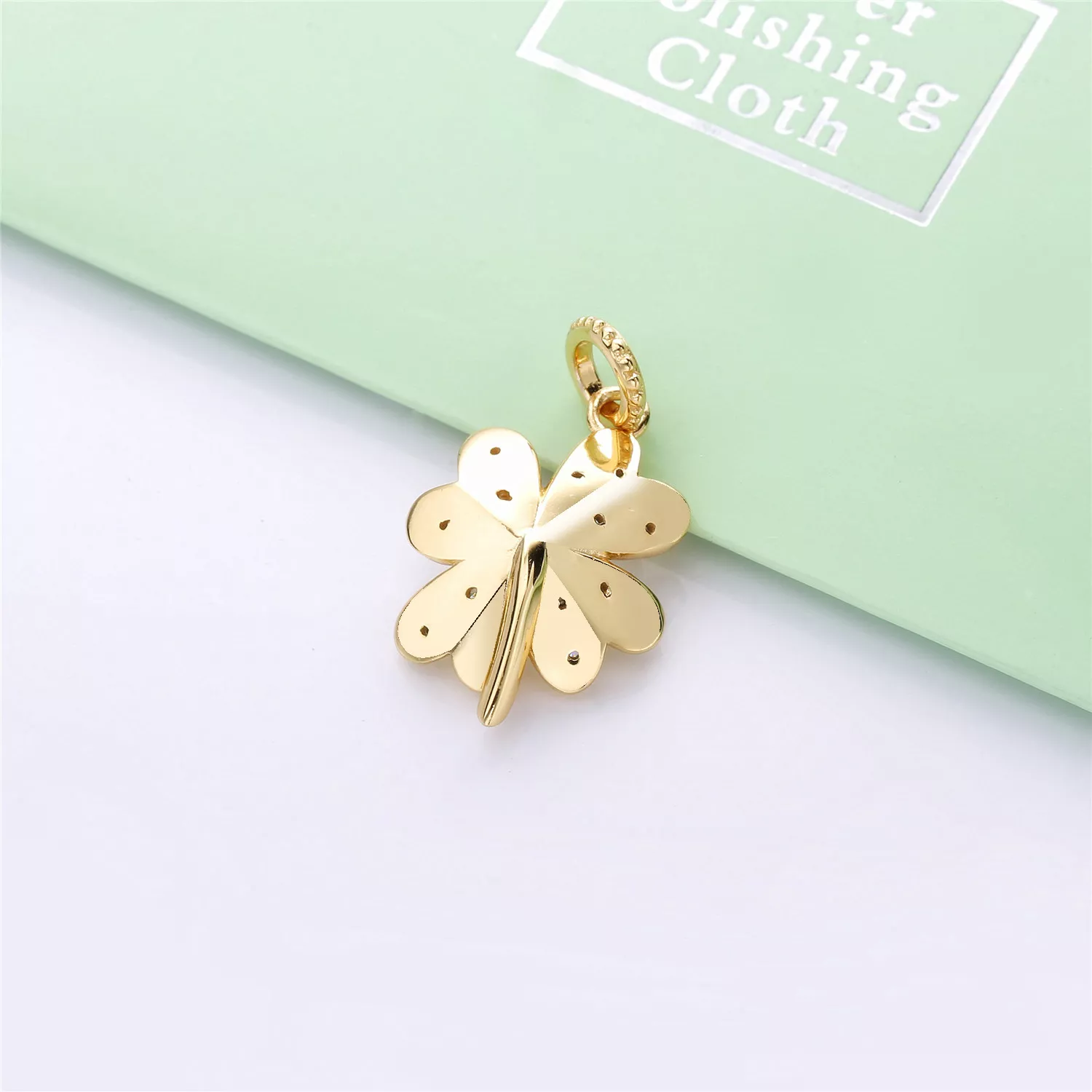 Charm Pendente Pandora Shine™ Corações Da Sorte