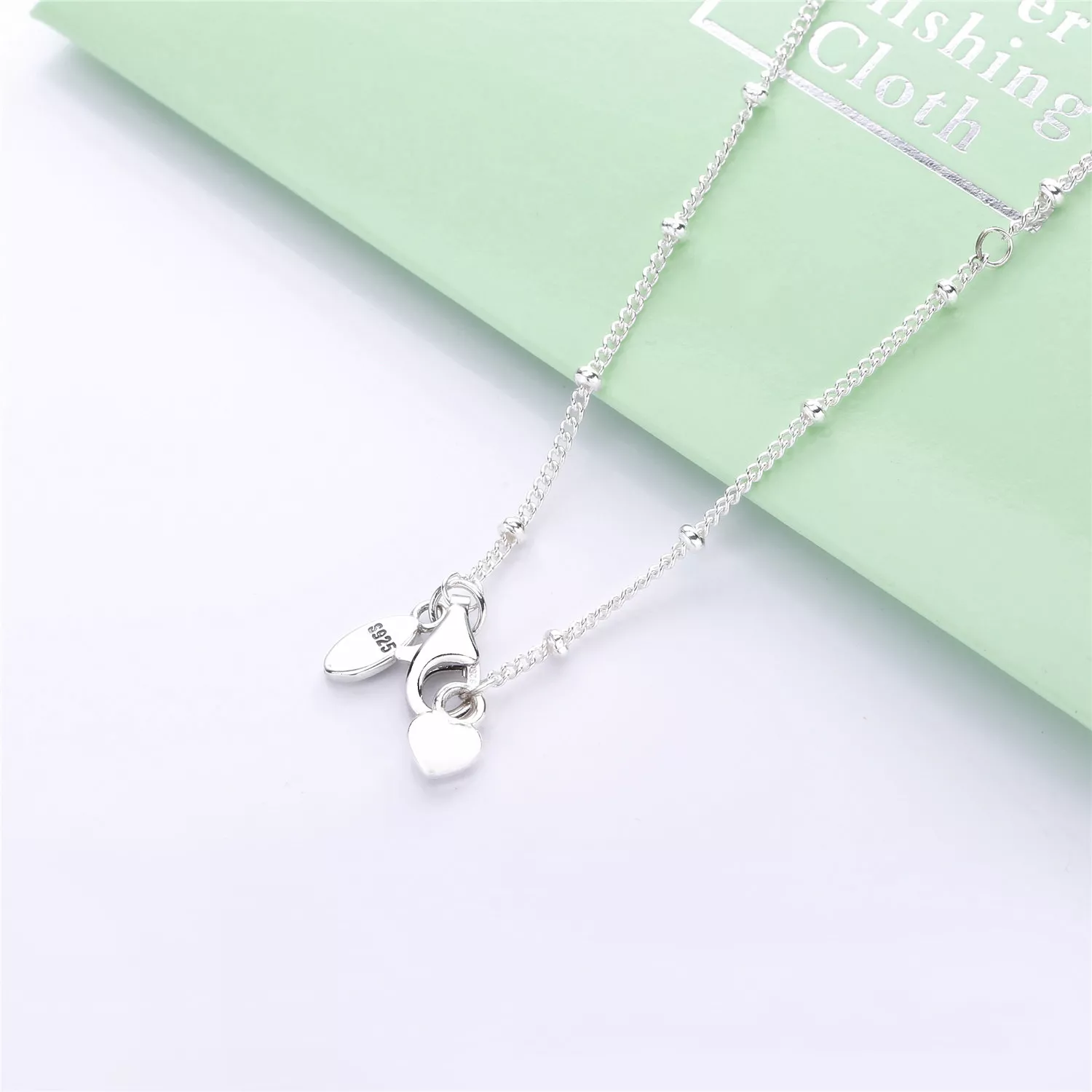 Colar PANDORA BRILHANTE FLECHA DO CUPIDO