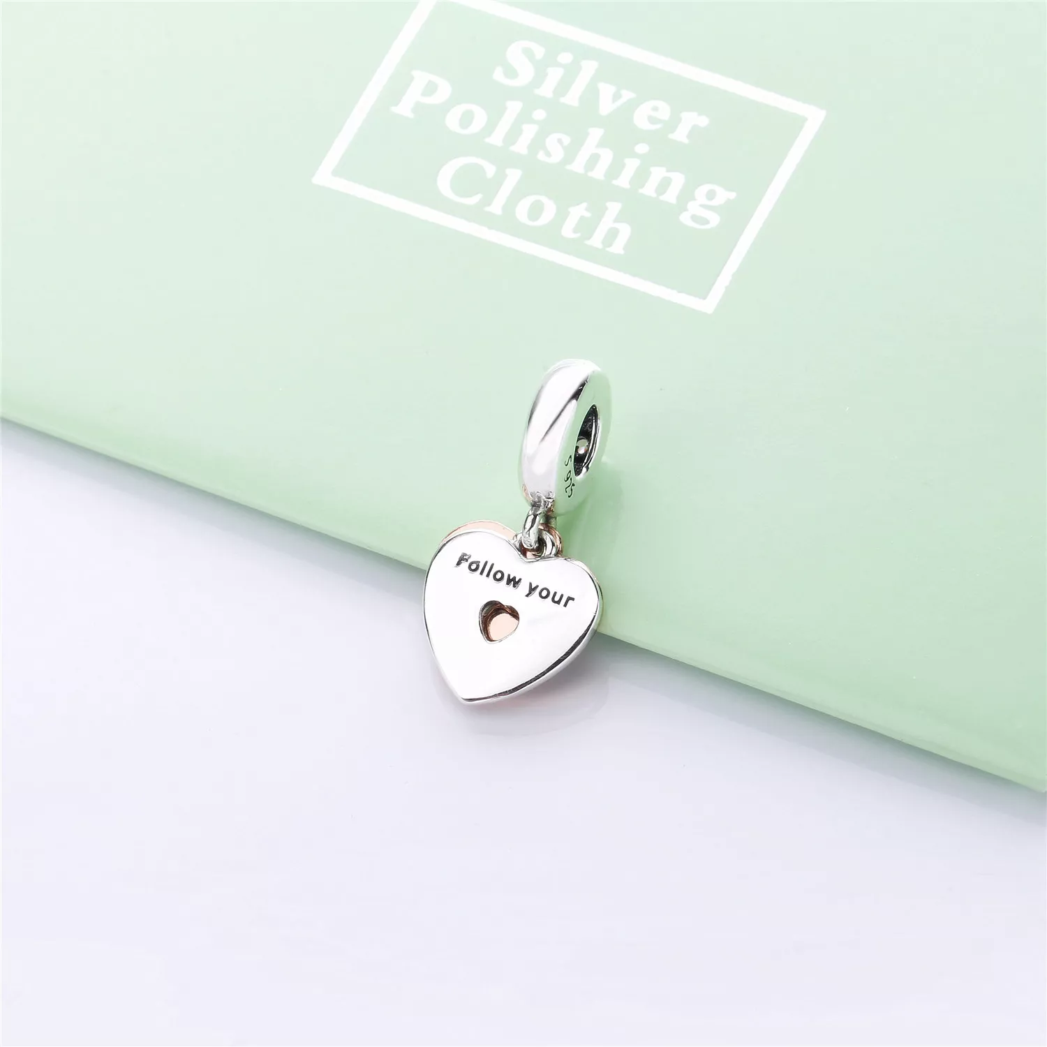 Conta Pendente PANDORA Caminho do Amor - 787801NBP