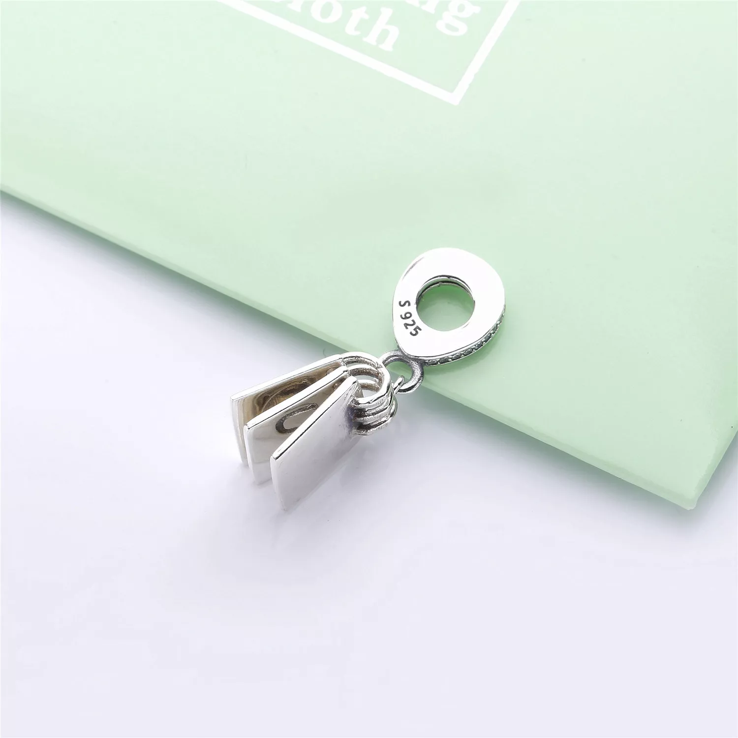 Conta Pendente PANDORA Notas de Amor - 797835CZ