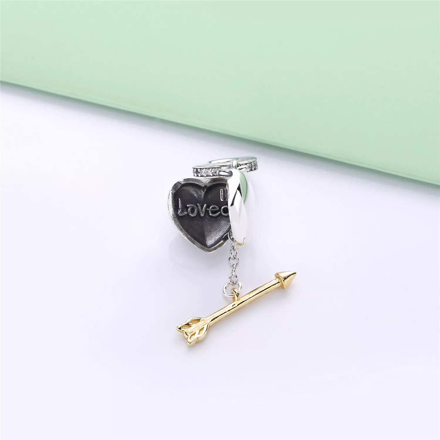 Pingente Pandora de PANDORA Shine Seta de edição limitada do amor