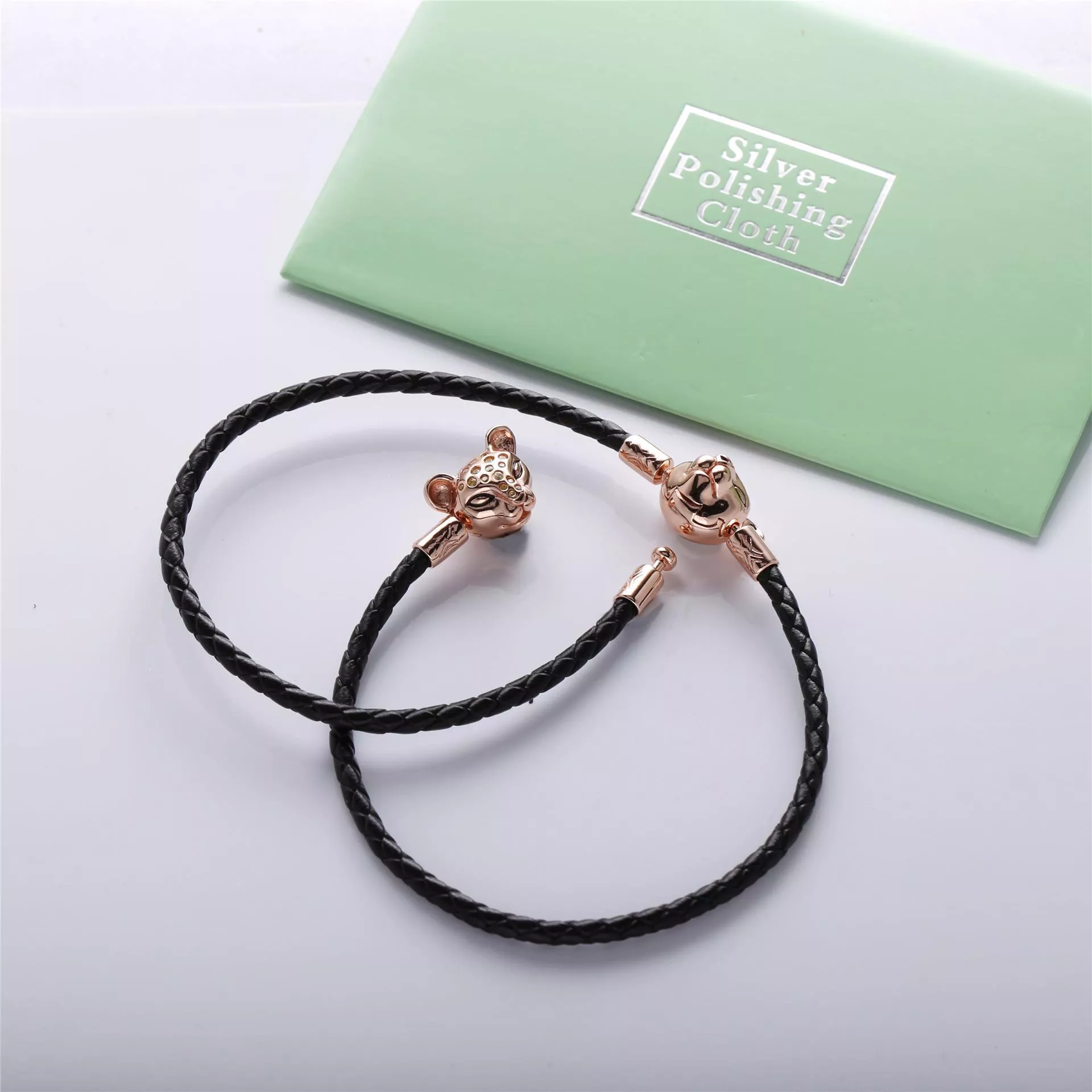 Bracelete Couro Princesa leão cintilante Pandora - 588053CBK-S