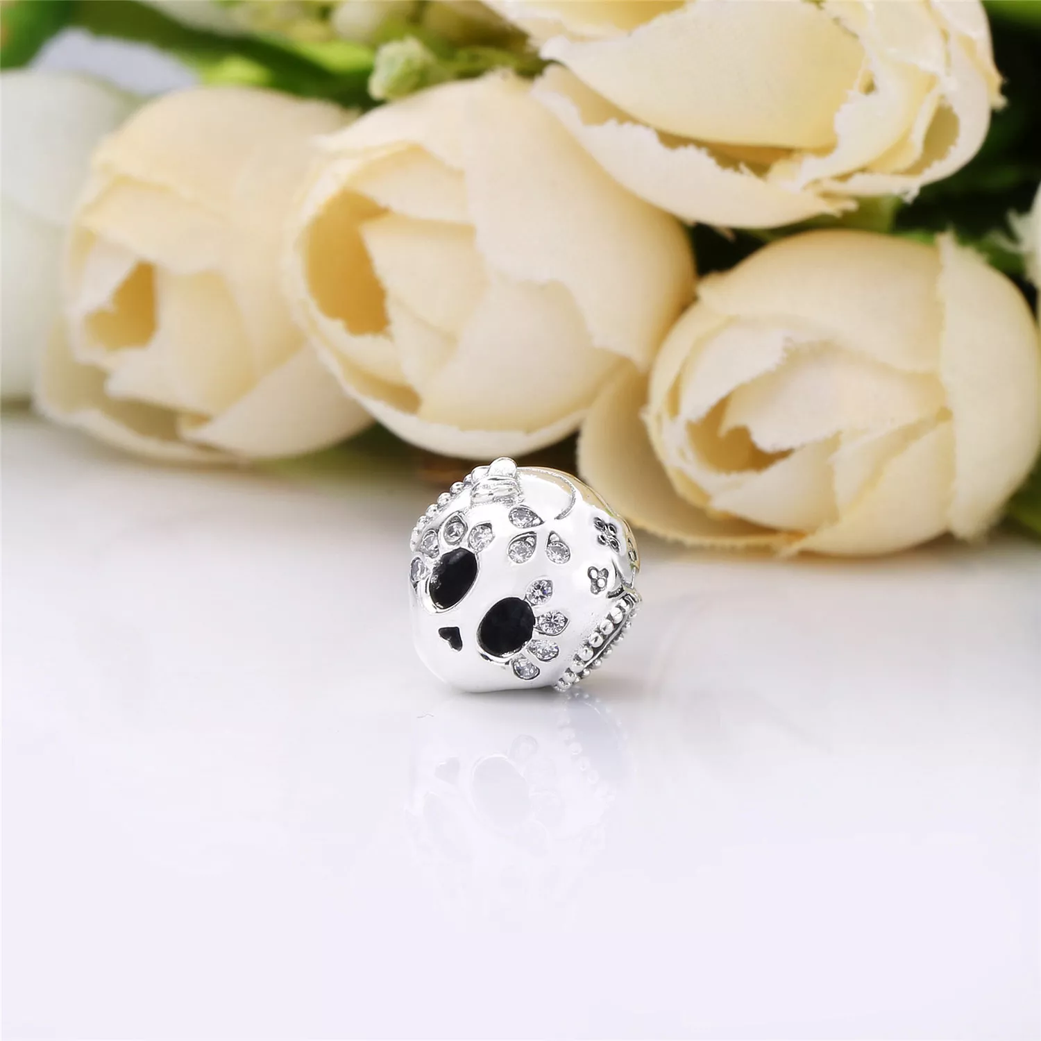 Charm Crânio cintilante Pandora - 797866CZ