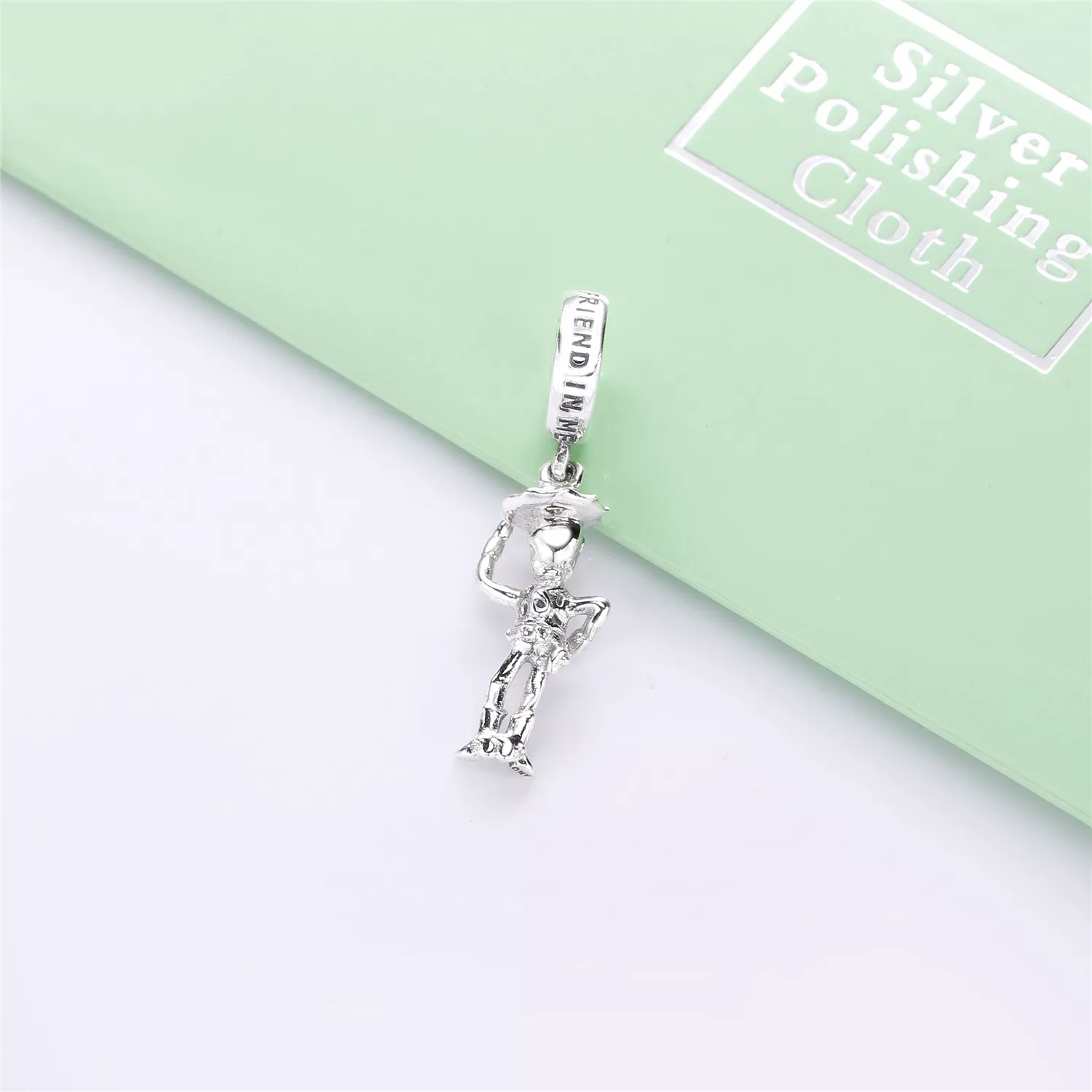 Charm Pendente Disney Pixar Woody Pandora - 798041ENMX