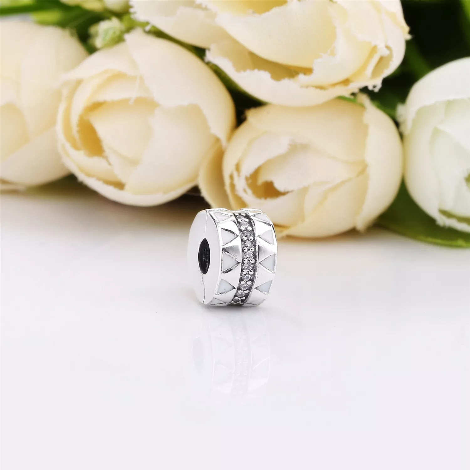 Clipe Descoberta - 798067CZ