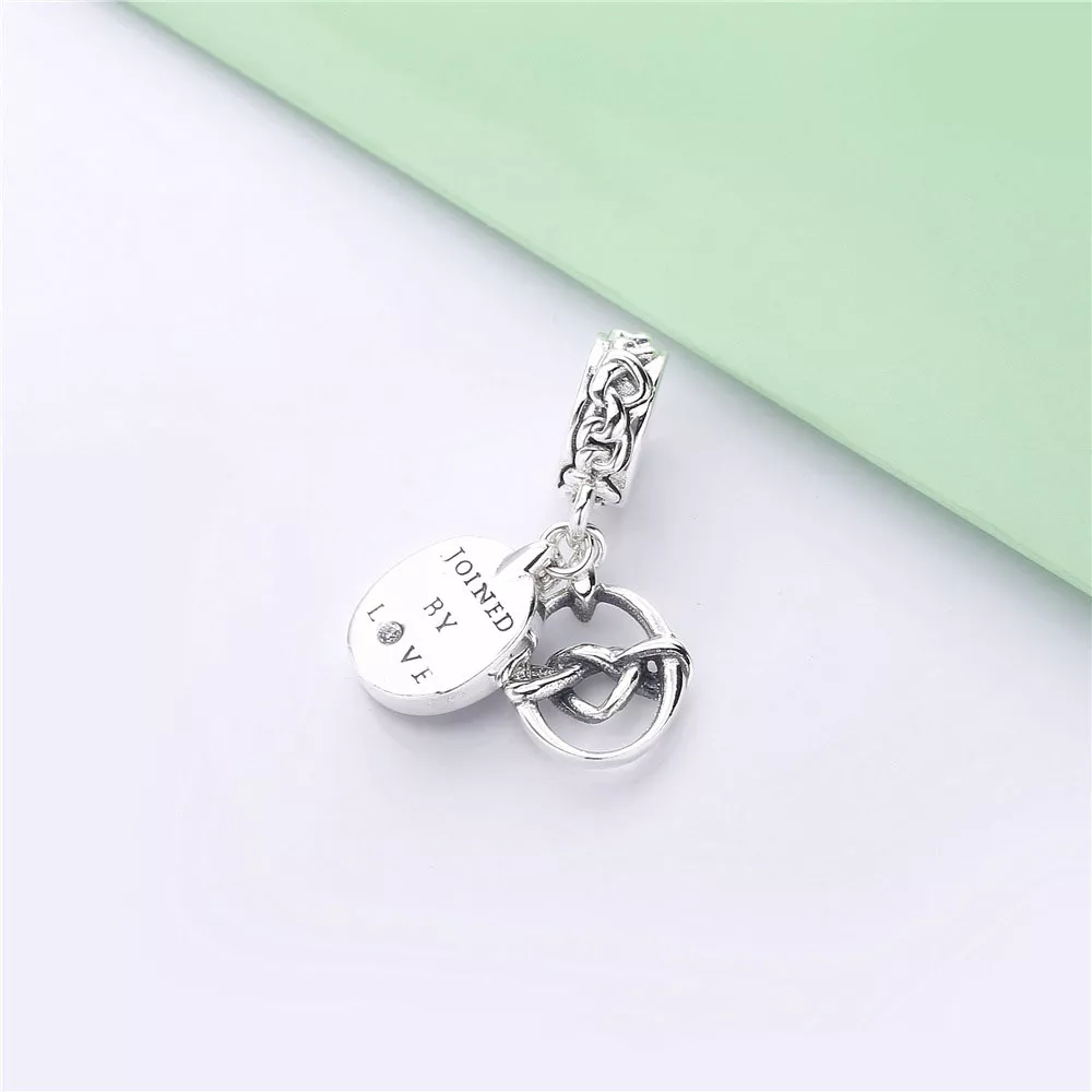 Conta Pendente Corações Entrelaçados Pandora - 798095CZ