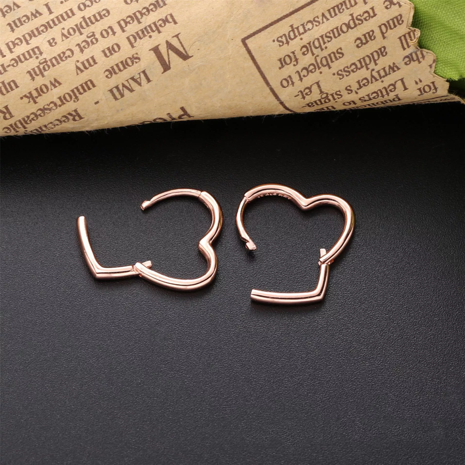 Brinco Argolas Coração assimétrico Pandora Rosa - 288307