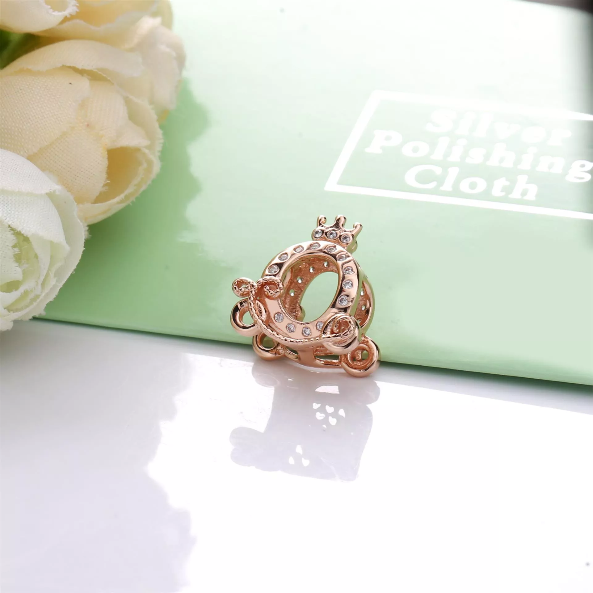 Charm Crown O Carruagem Pandora Rosa - 788129CZ