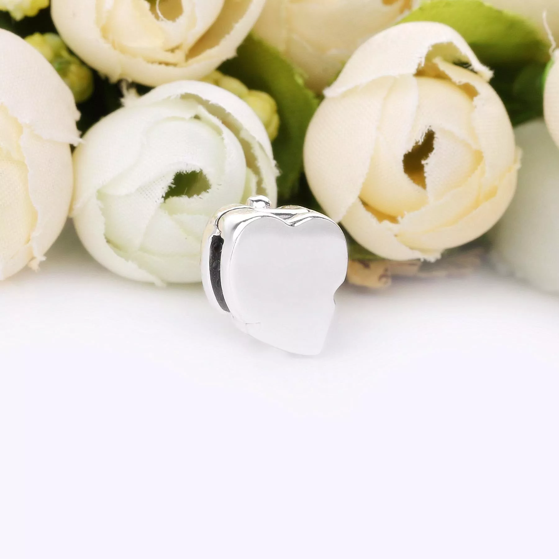Charm Folha cintilante Pandora - 798293CZ