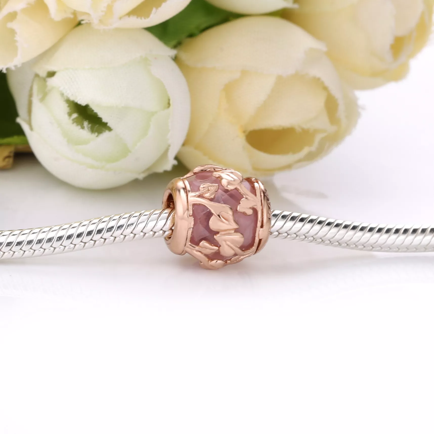 Charm Folhas decorativas cor-de-rosa Pandora - 788238SSP