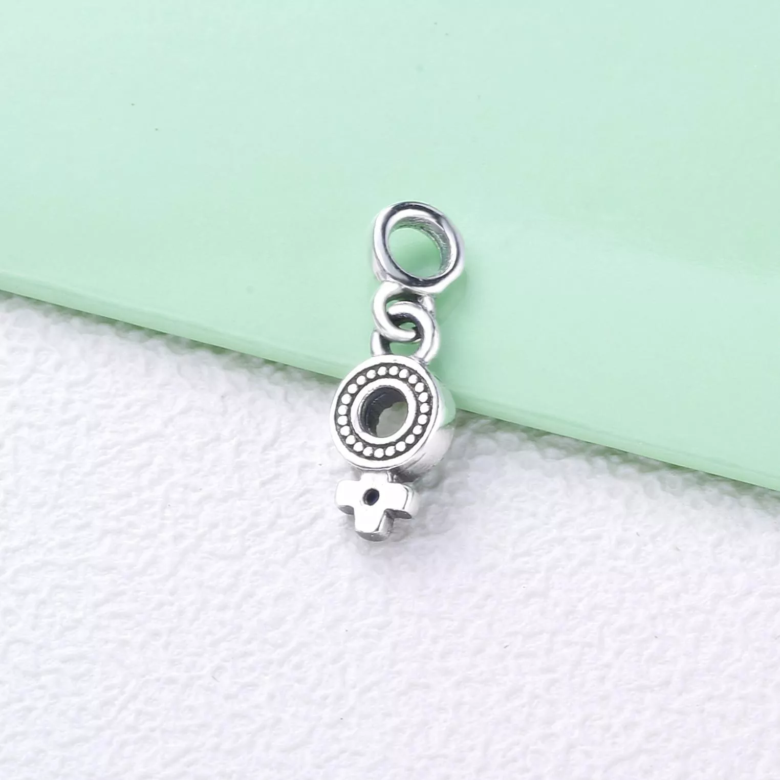 Charm Pendente Meu Orgulho Feminino - Pandora Me - 798382NRGMX