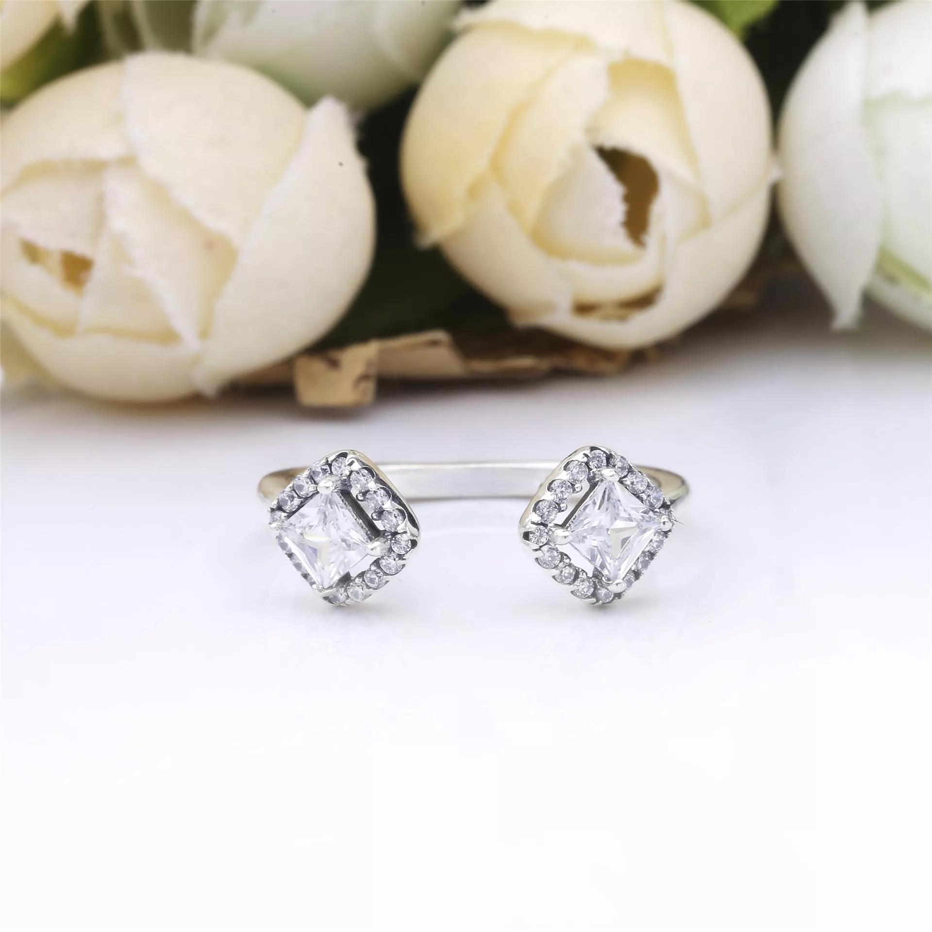 ANEL ABERTO ELEGÂNCIA ETERNA - 198506C01