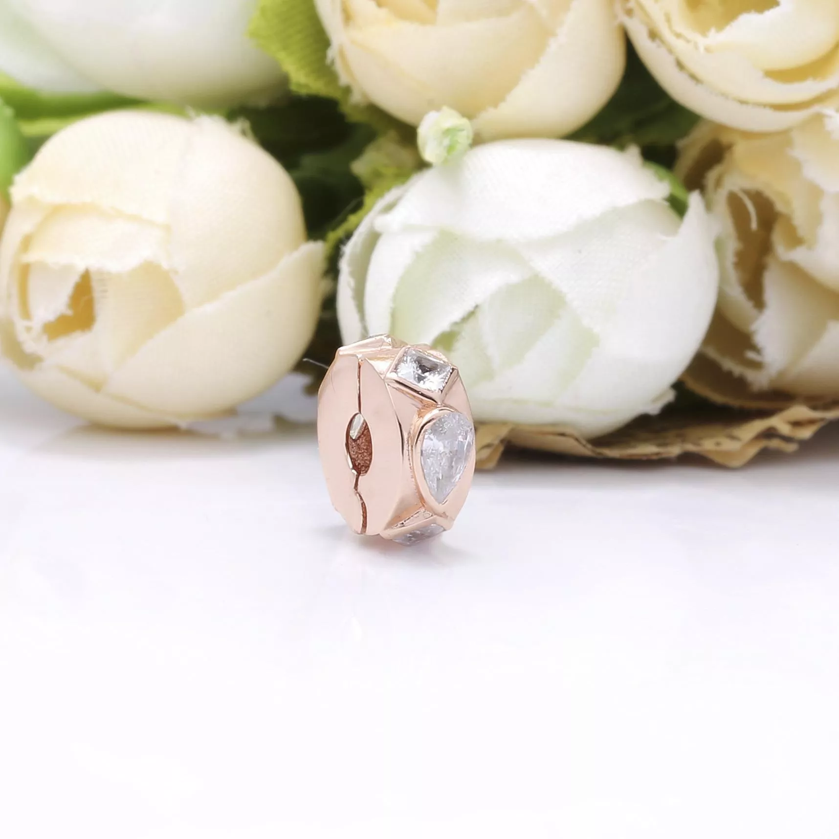 Clipe Pandora Rose Brilho Geométrico - 788429C01