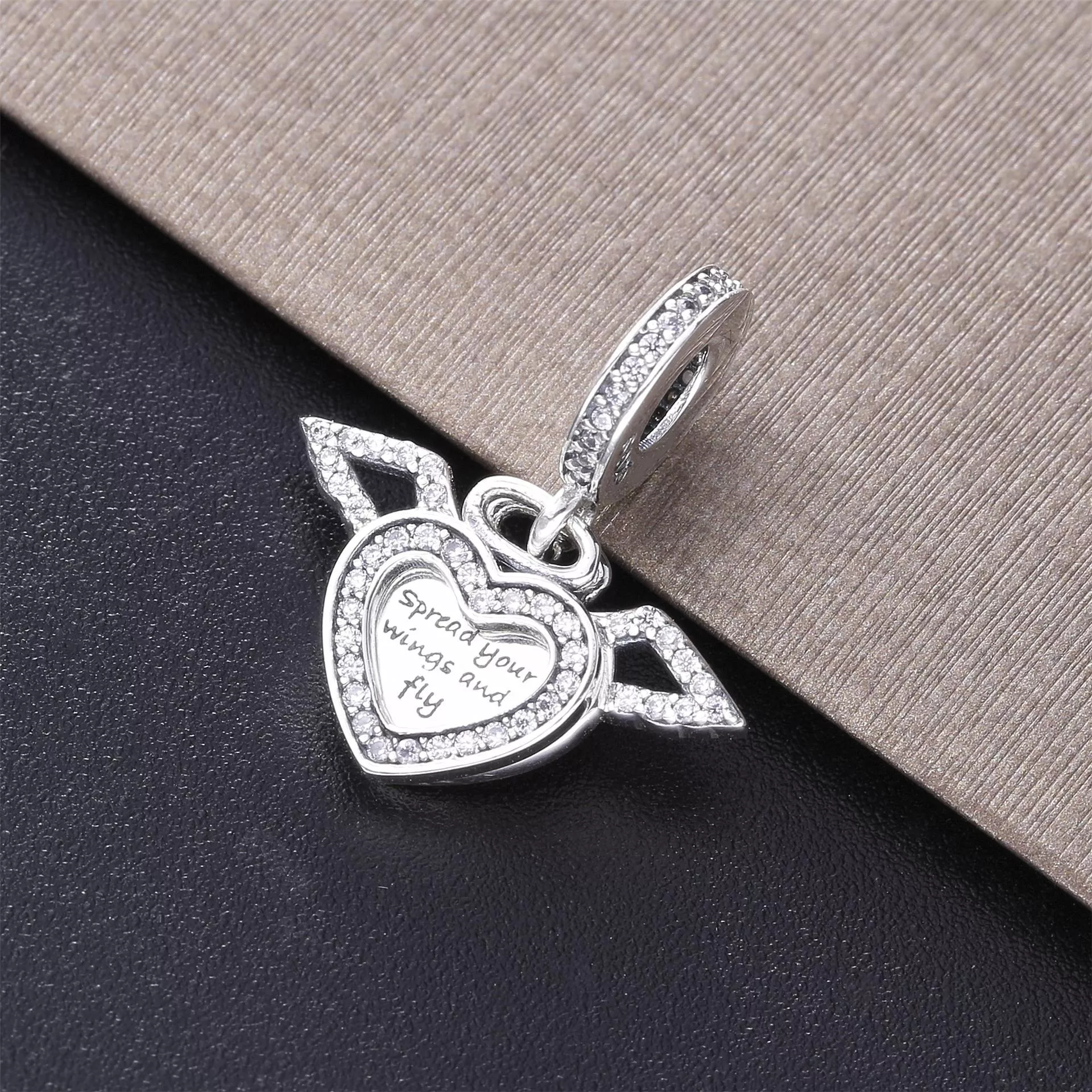 Colar Pavé Coração e Asas de Anjo Pandora - 398505C01-45