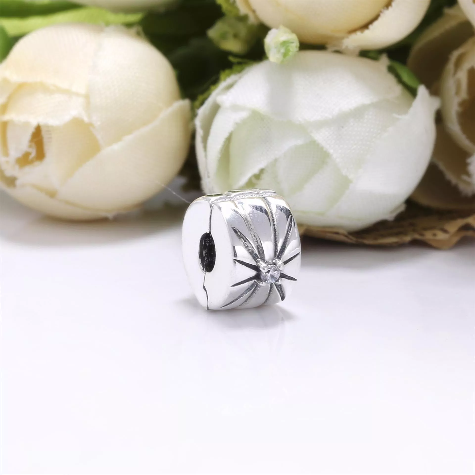 Conta Clip Raio de Sol Pandora - 798614C01