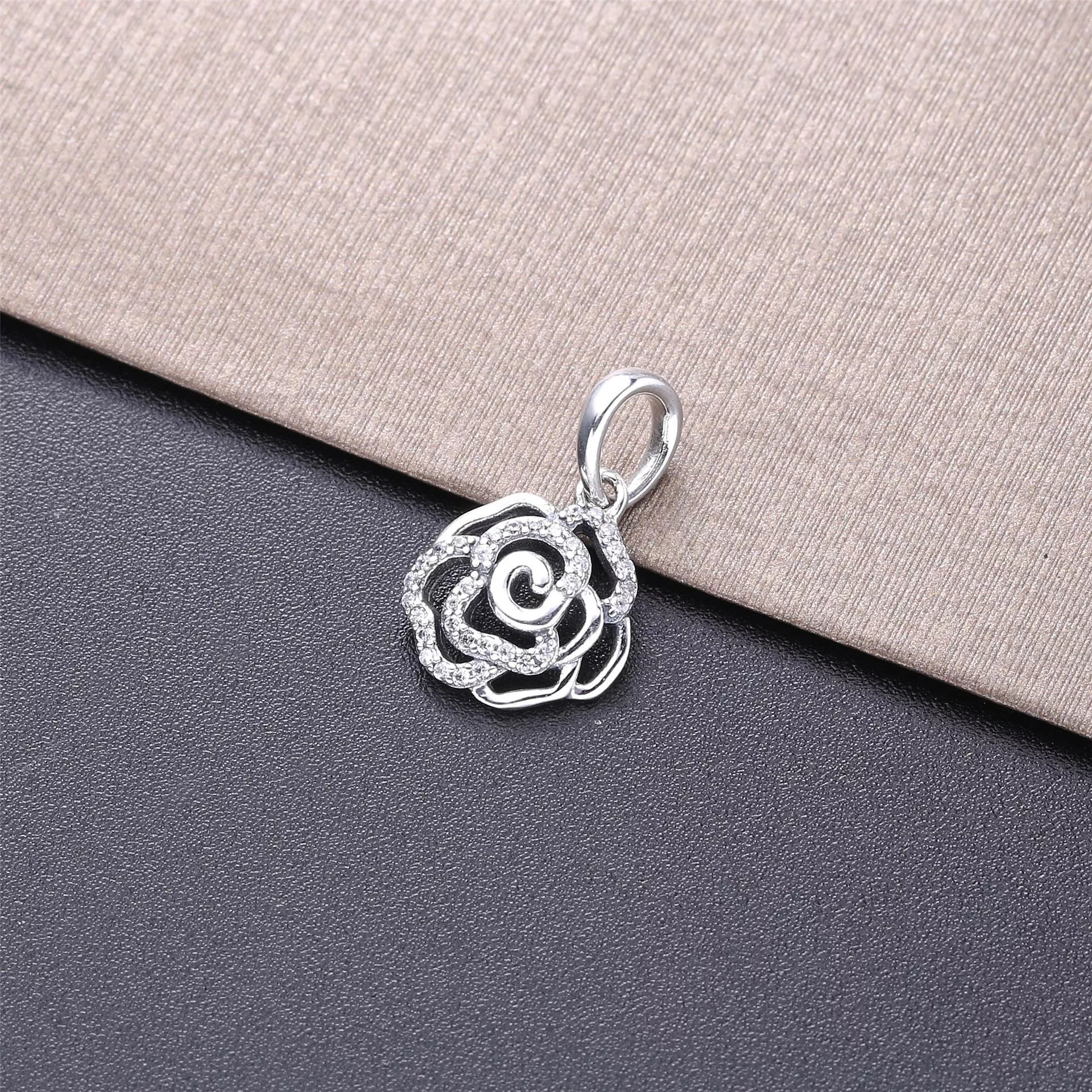 Colar Rosa cintilante Pandora - 390368CZ-90