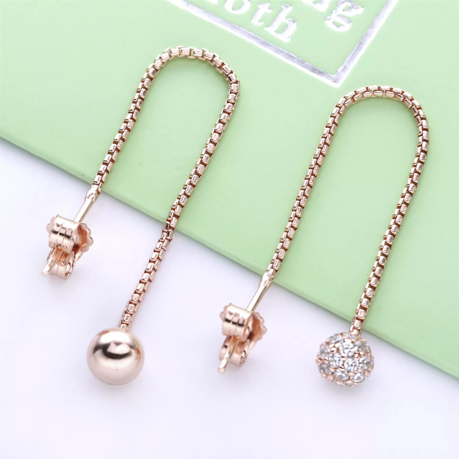 Brinco Polido & Pavé Pandora - 288325CZ