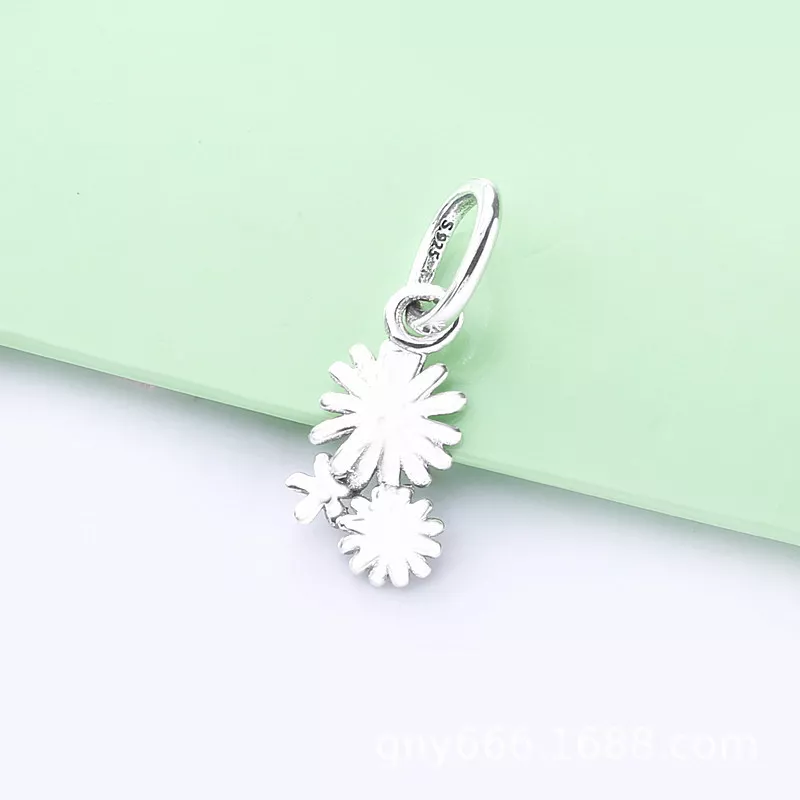 Charm Pendente Buquê De Margaridas - 798819C00