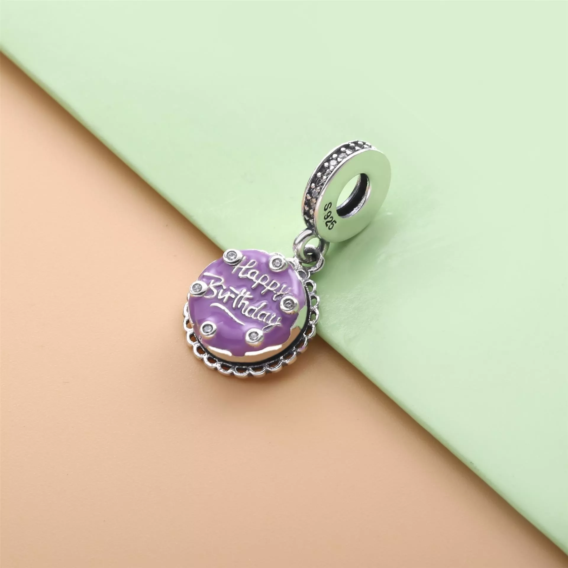 Charm Pendente Feliz Aniversário - 798888C01