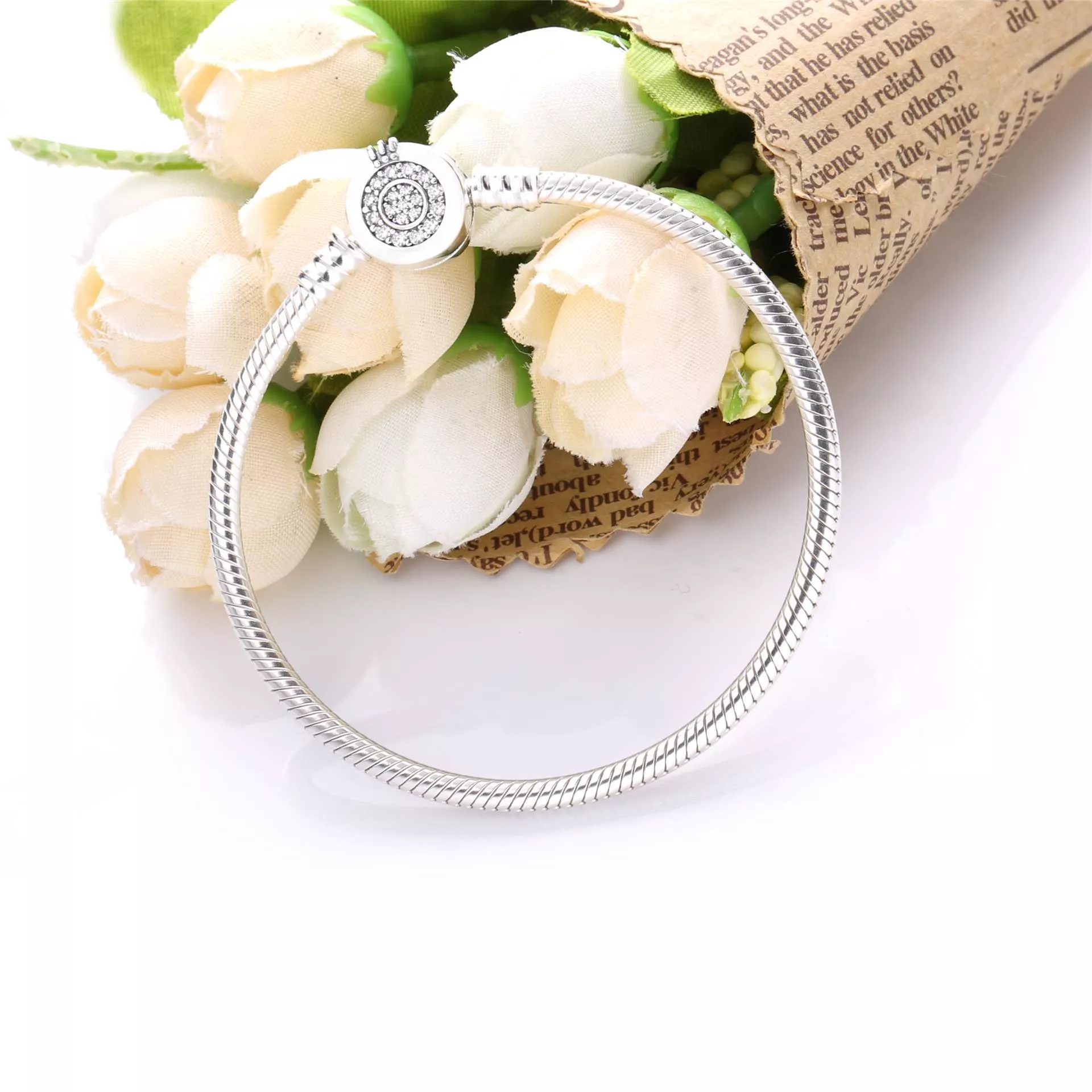 Bracelete em Trama Coroa em O Brilhante Pandora Moments - 599046C01