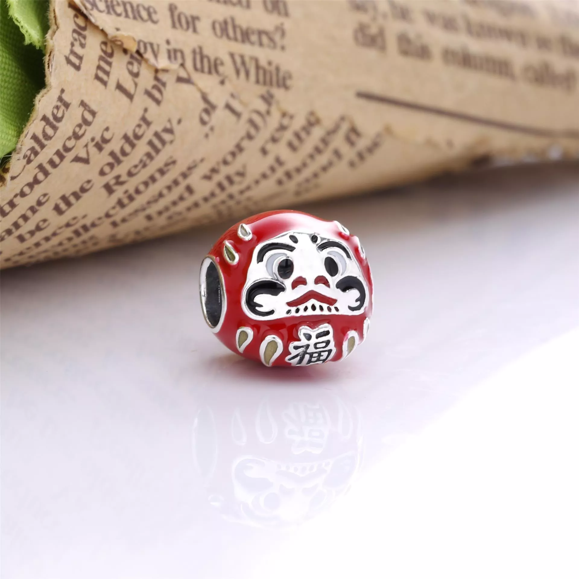 Charm Boneca Daruma Vermelha Pandora - 798920C01