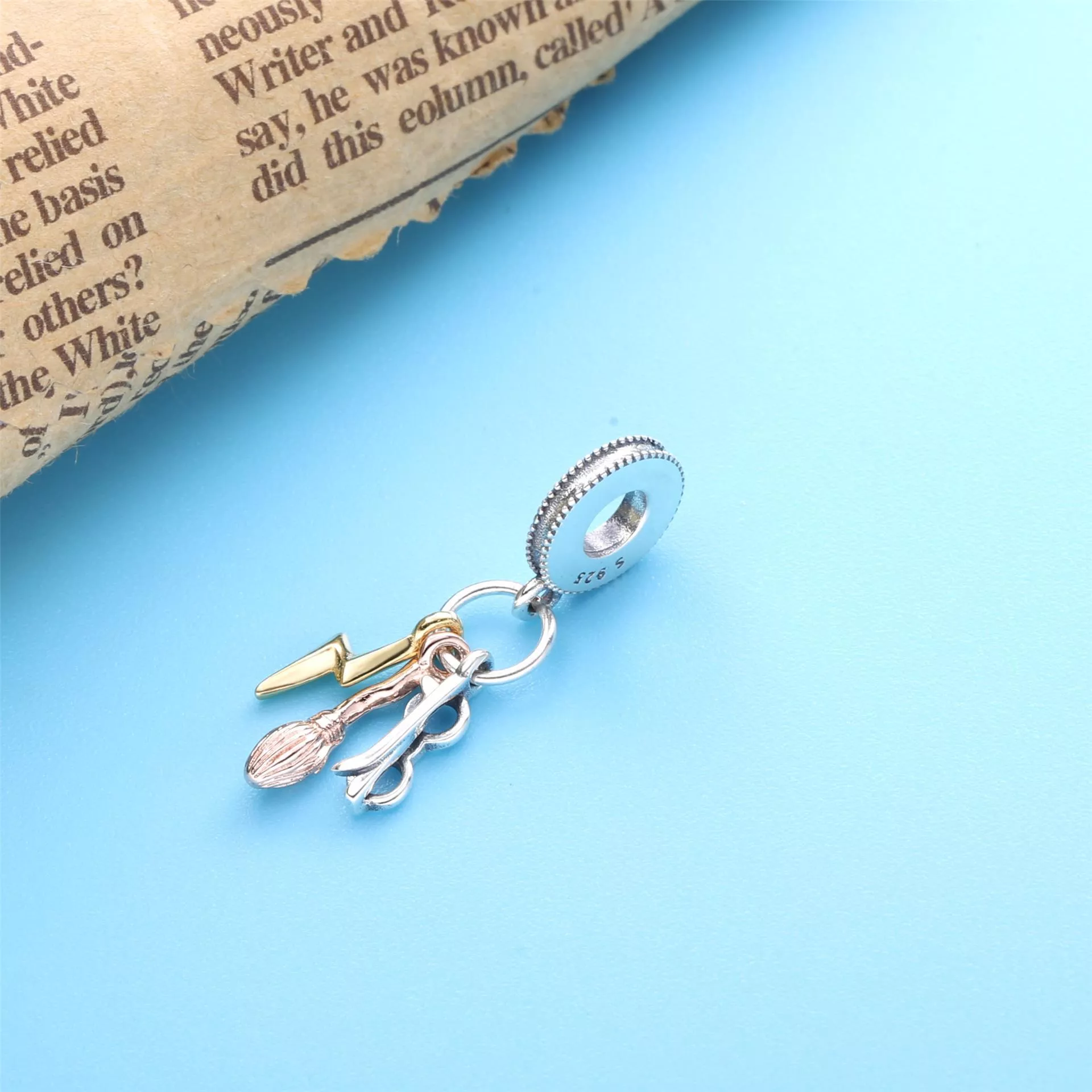 Charm Pendente Óculos, Nimbus 2000 E Raio - Harry Potter - 799129C00