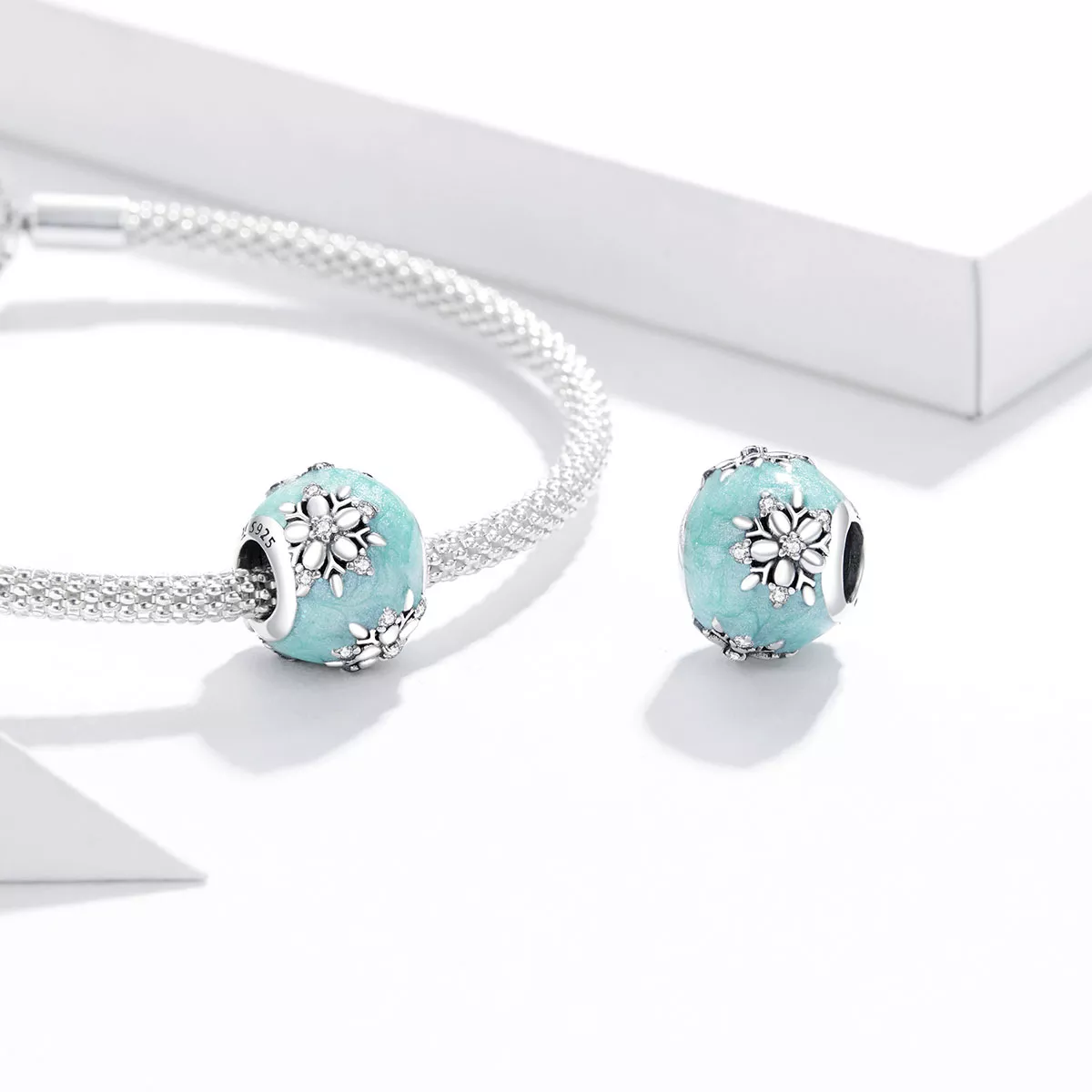 Charm Flocos de Neve Brilhantes estilo Pandora - SCC1650