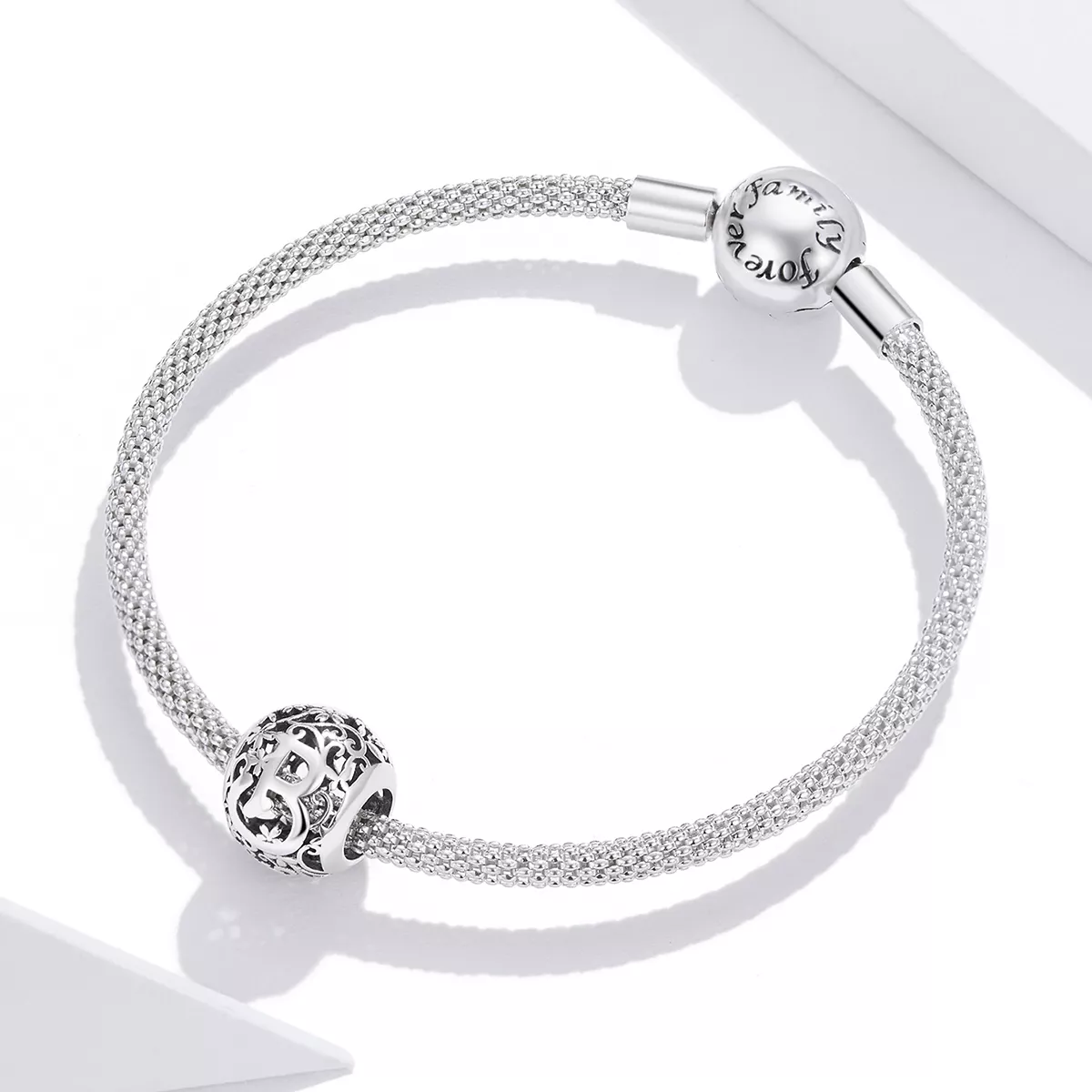 Charm Flores com orifícios, letra B estilo Pandora - SCC1444-B