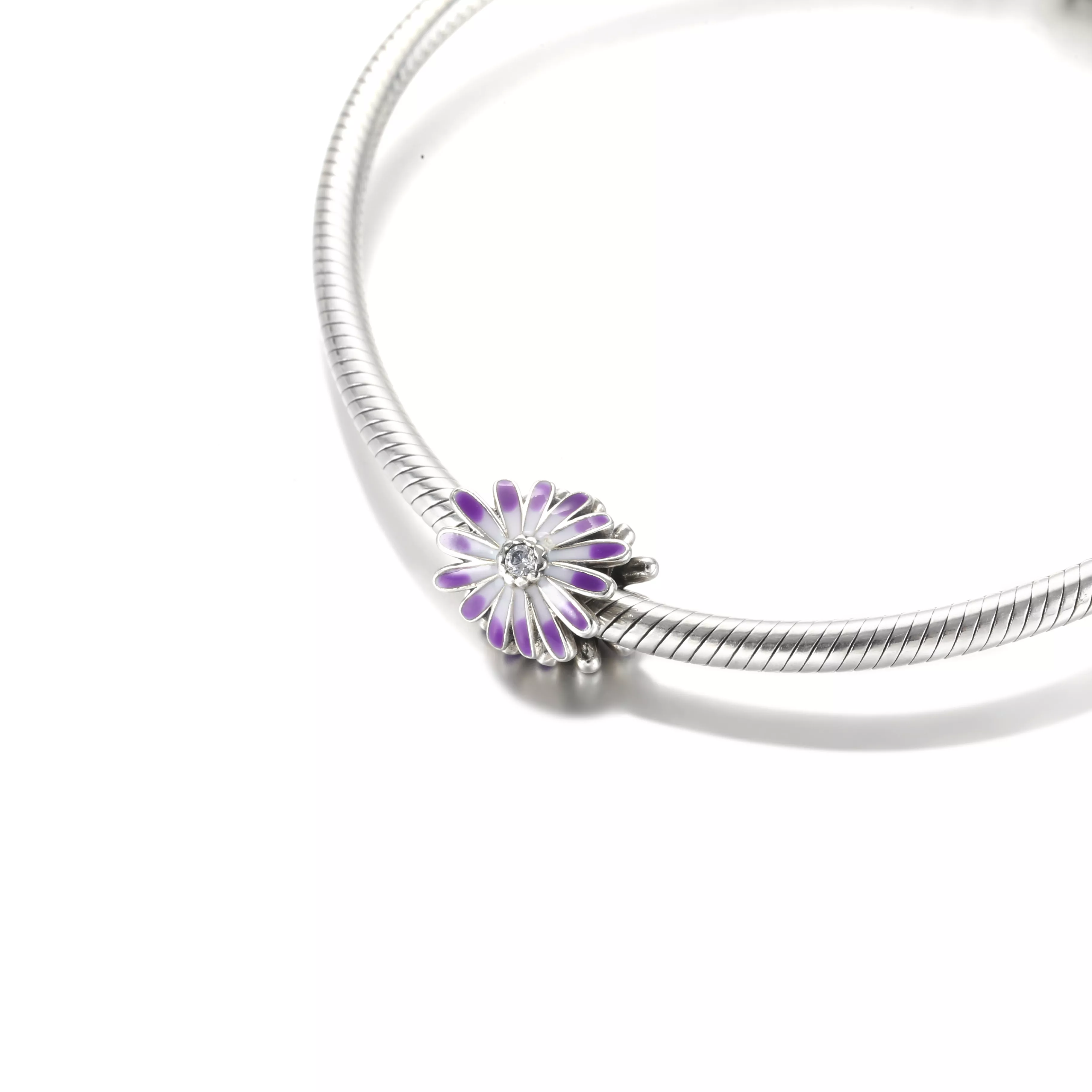 Charm Flor Margarida Roxa - 798775C02