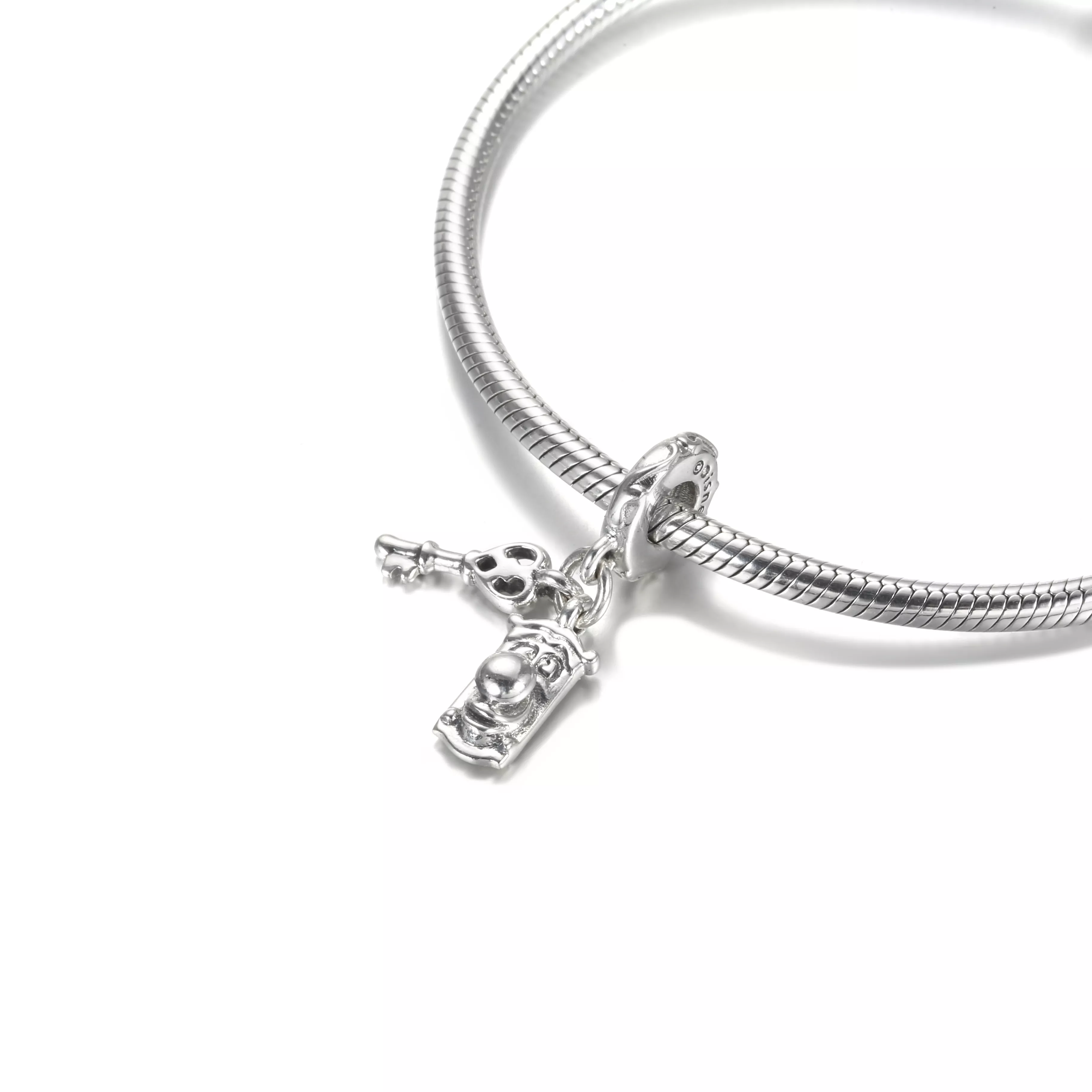 Charm Pendente Chave E Maçaneta-Alice Do País Das Maravilhas Pandora - 799344C00