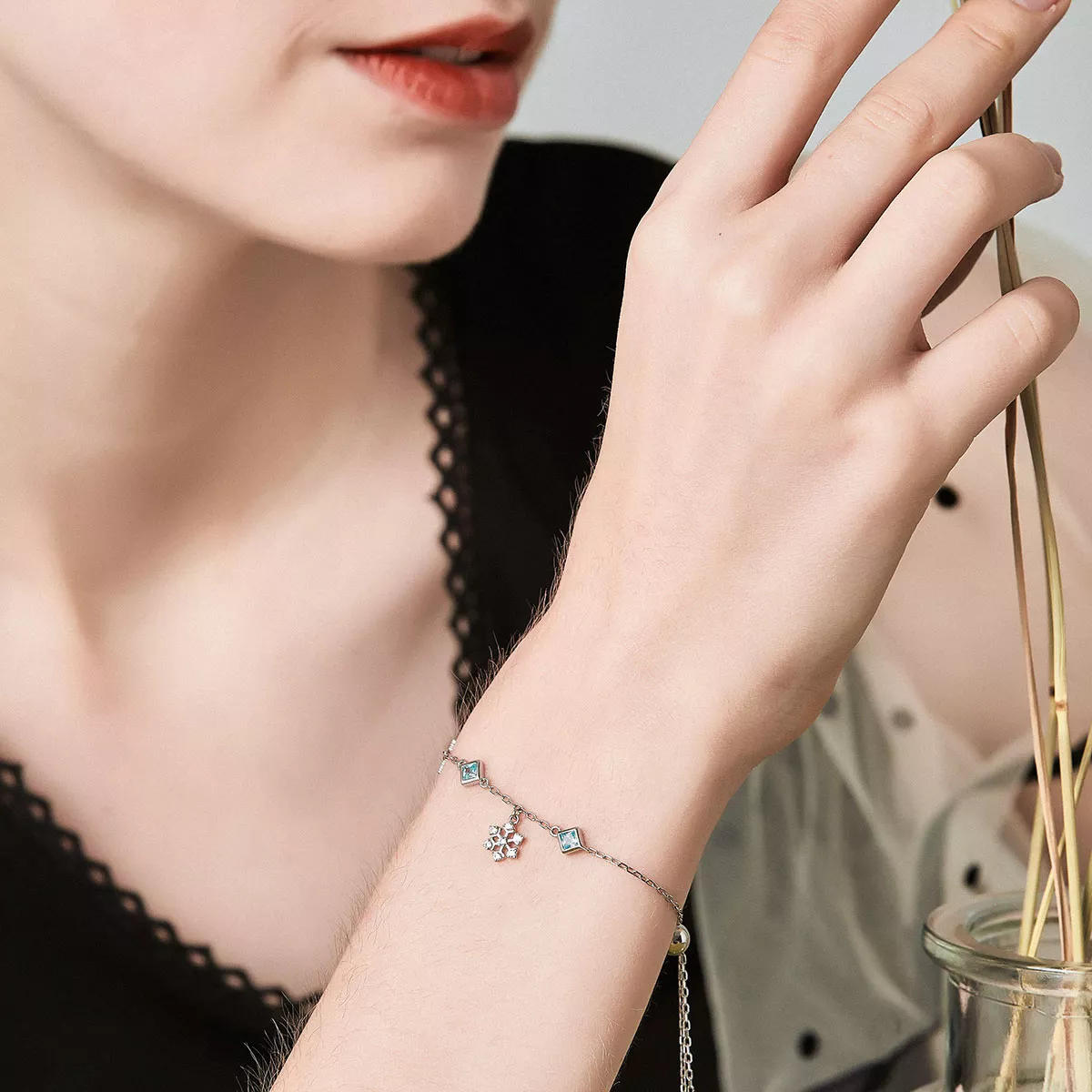 Pulseira Floco de neve dançando estilo Pandora - BSB001