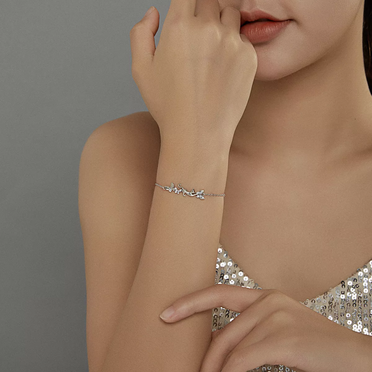 Pulseira Gato e borboletas estilo Pandora - SCB195