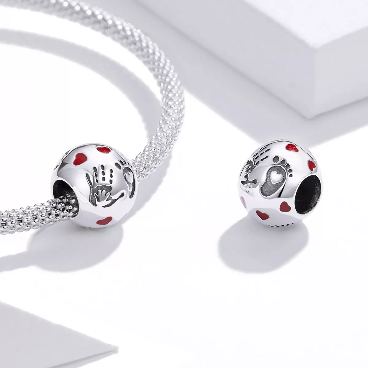 Charm Amor na palma da mão estilo Pandora - SCC1827