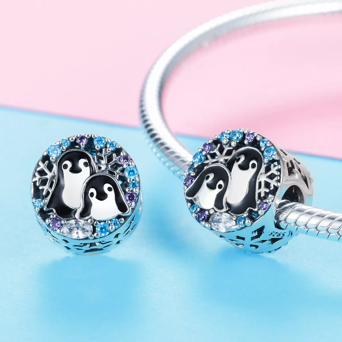 Charm Casa dos Pinguins estilo Pandora - SCC992