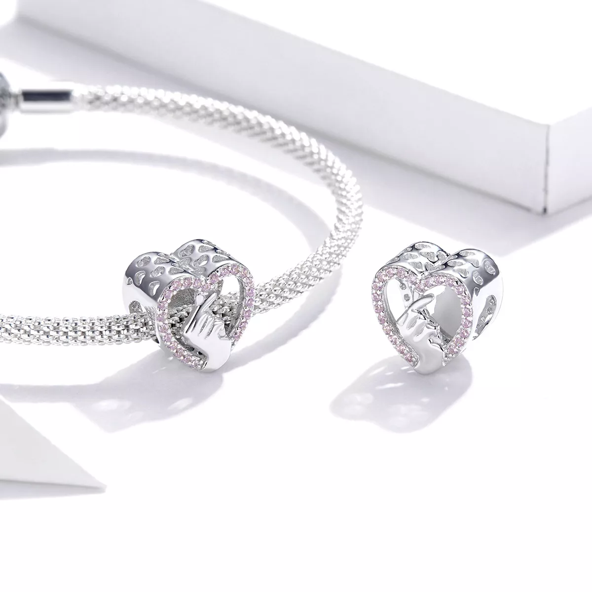 Charm Dedo Coração life Pandora - SCC1690