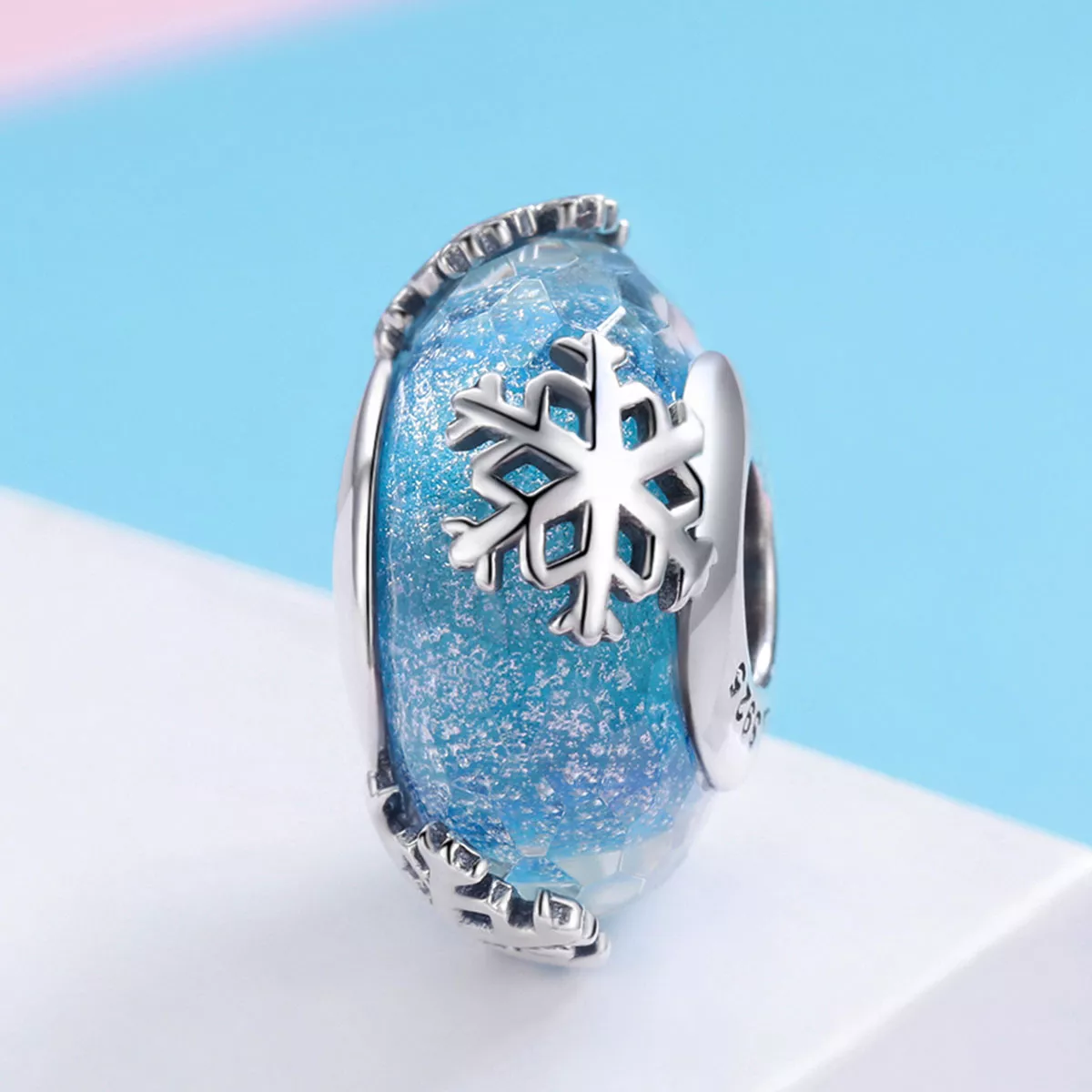 Charm Flocos de neve congelados de inverno estilo Pandora - SCC862