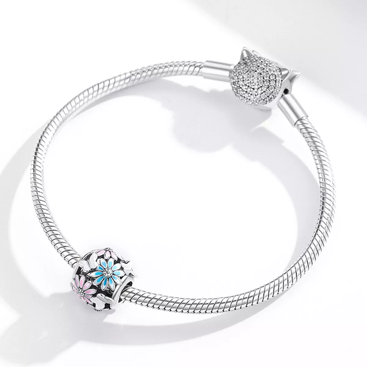 Charm Margaridas brilhantes estilo Pandora - SCC1837