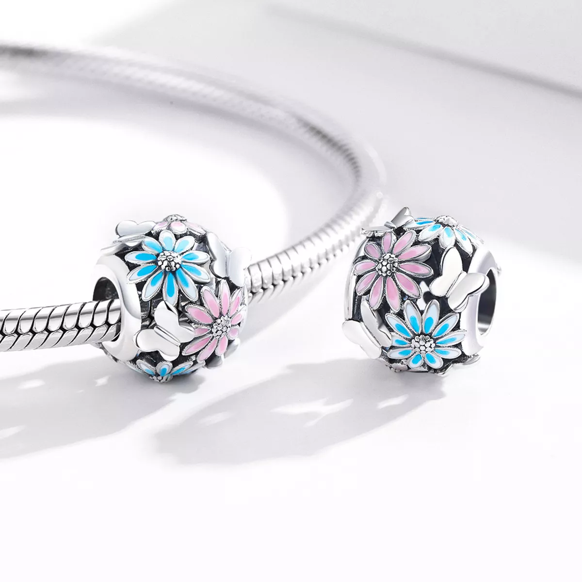 Charm Margaridas brilhantes estilo Pandora - SCC1837
