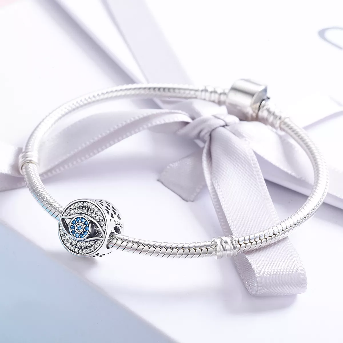 Charm Olho da guarda life Pandora - SCC565