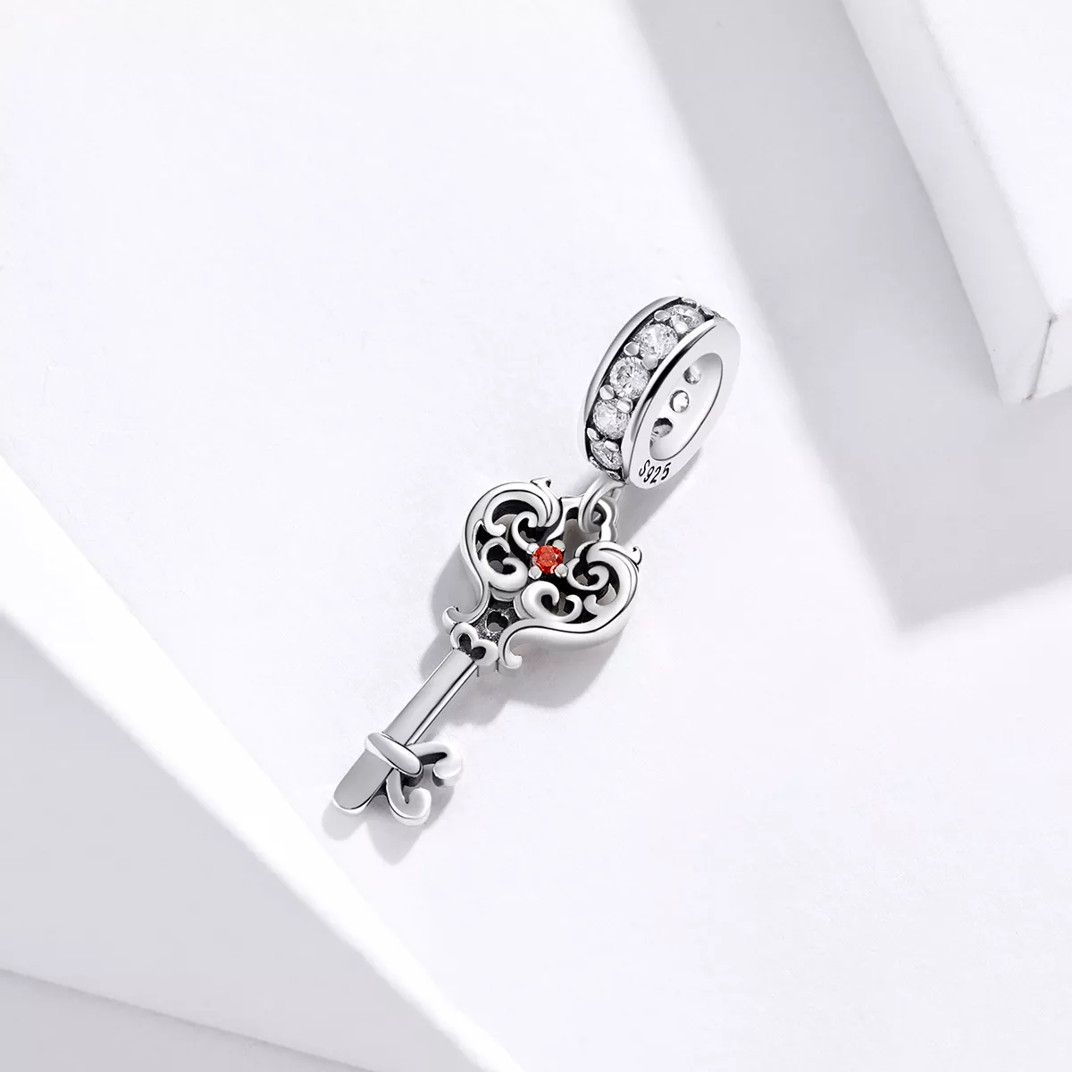 Charm Pendente Bloqueio cardíaco estilo Pandora - BSC092