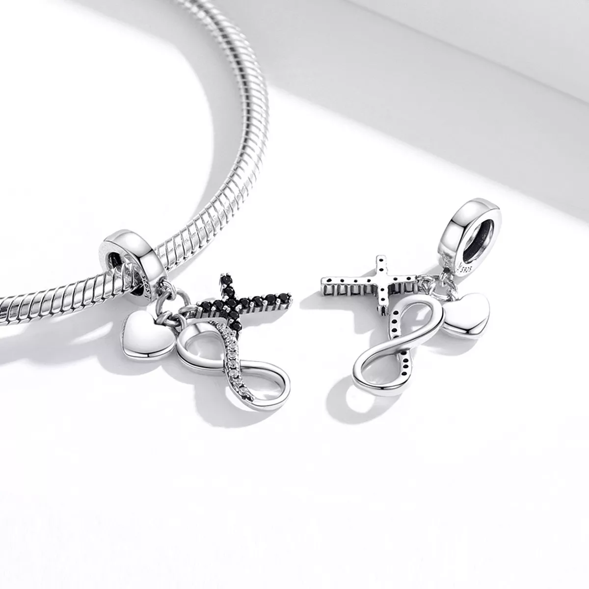 Charm Pendente Cruz e Coração Infinito estilo Pandora - SCC1713