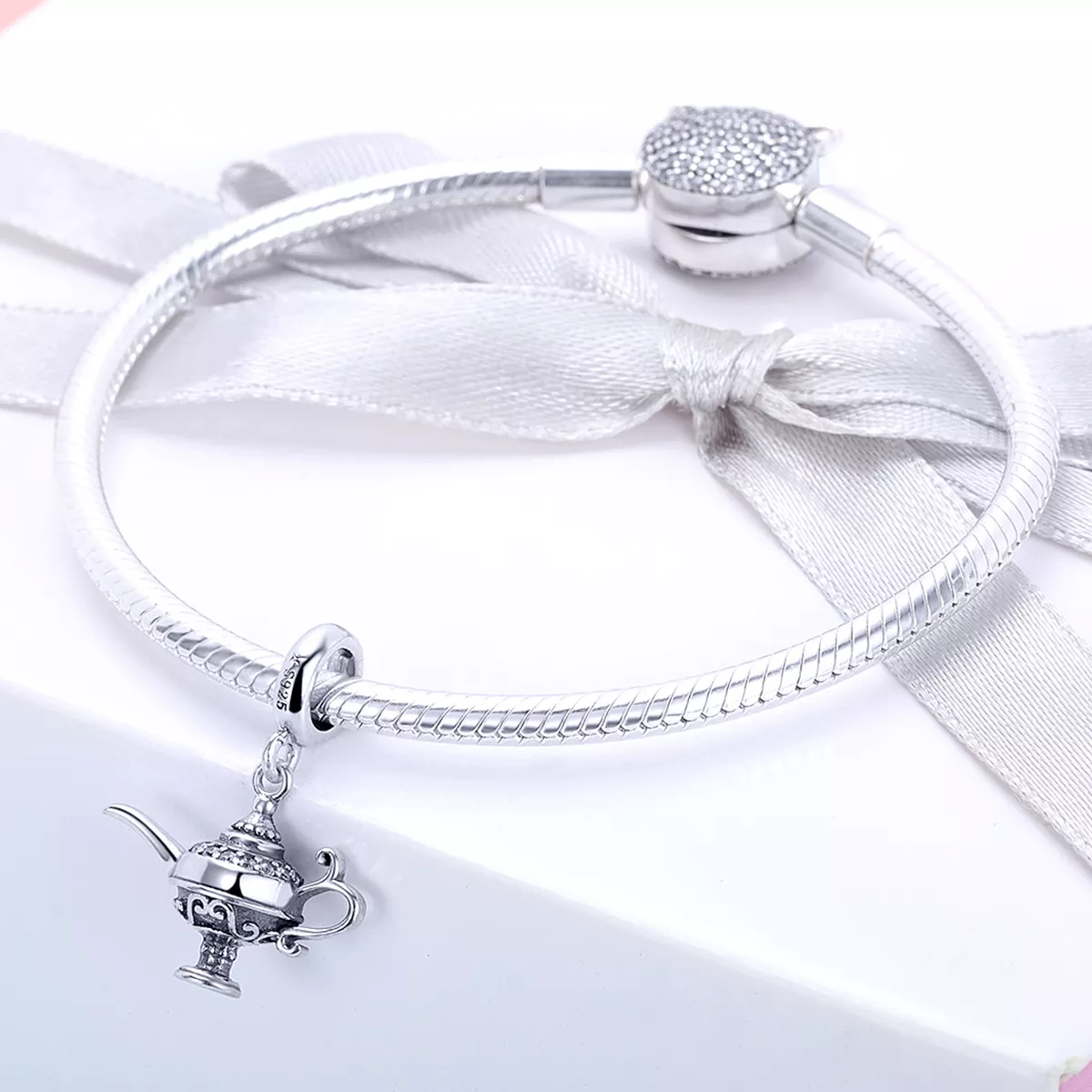 Charm Pendente Lâmpada de Aladim estilo Pandora - SCC703