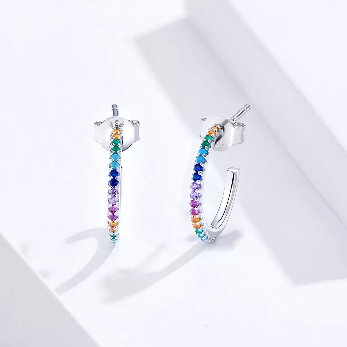 Brinco Argolas arco-íris estilo Pandora - SCE837