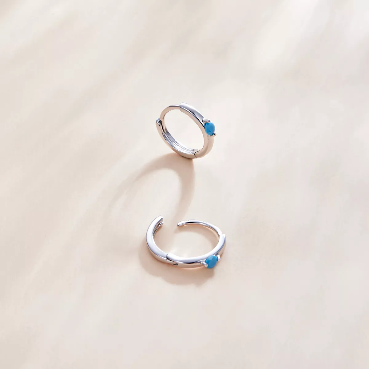 Brinco Argolas Bola estilo Pandora - SCE1050-BU