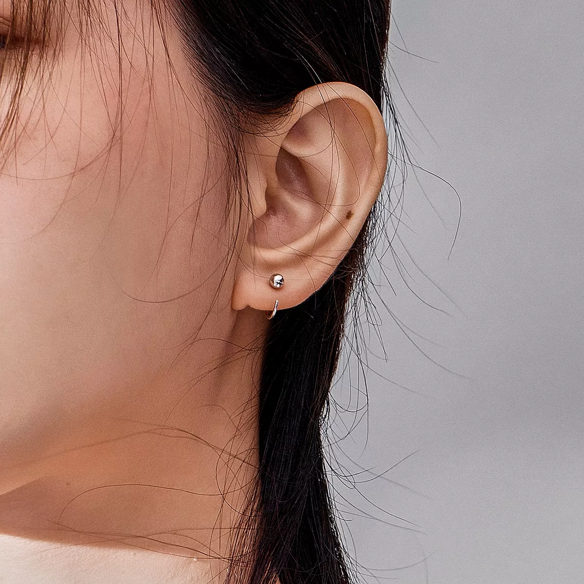 Brinco Argolas Bola pequena estilo Pandora - SCE782-A