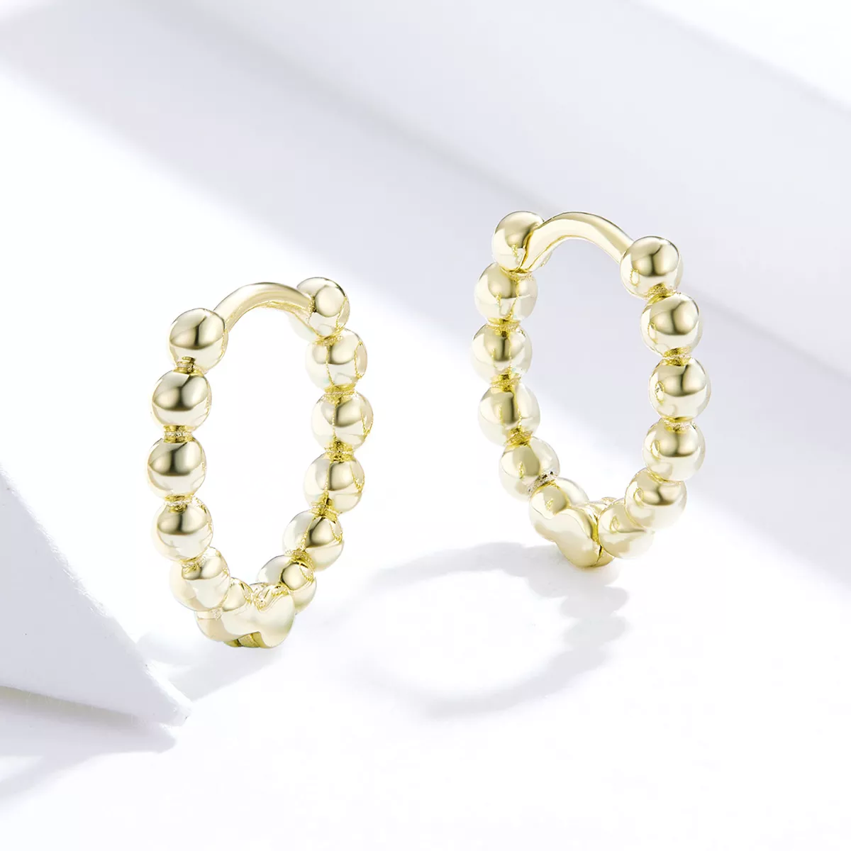 Brinco Argolas Bola pequena estilo Pandora - SCE807-B