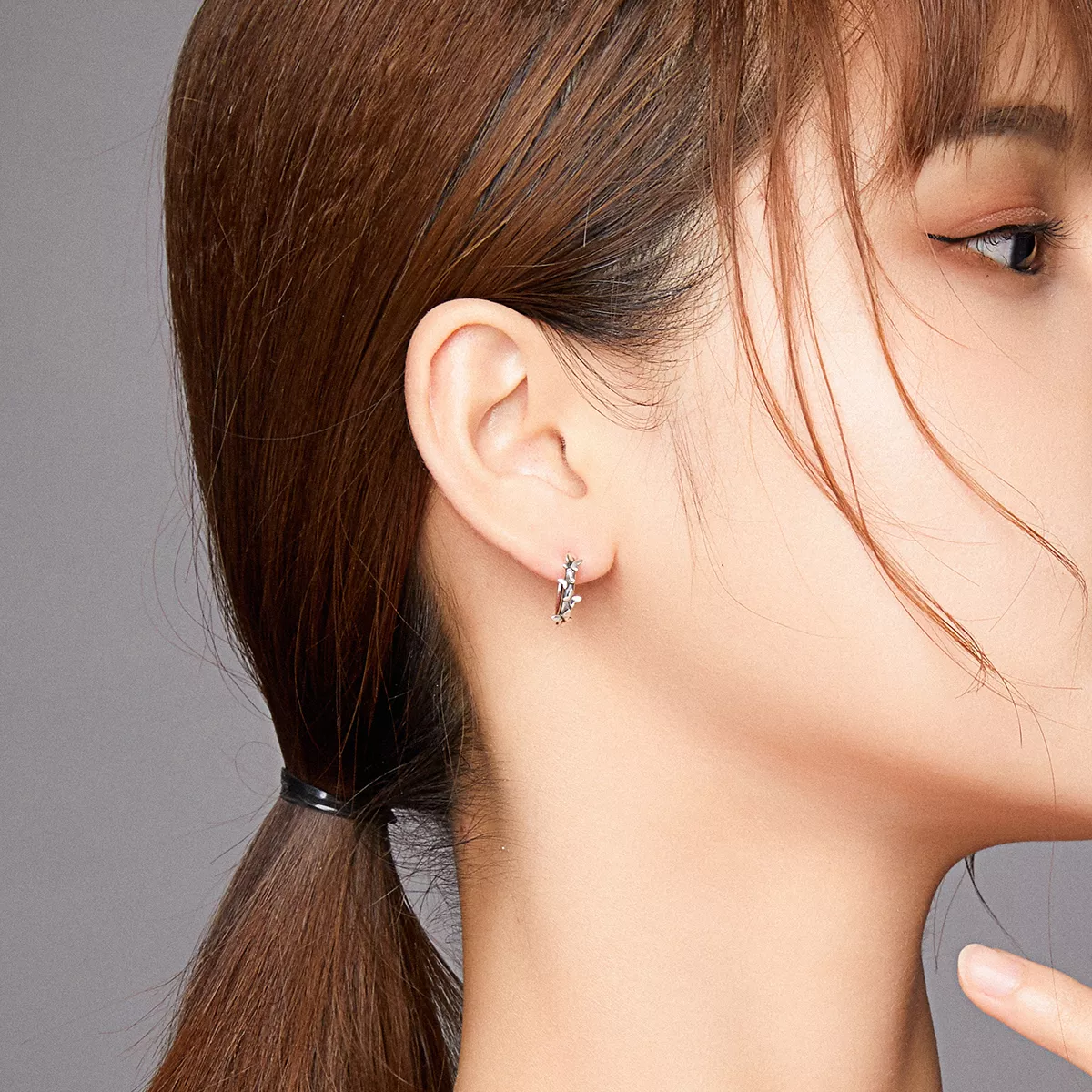 Brinco Argolas Butterfiles elegantes estilo Pandora - SCE927