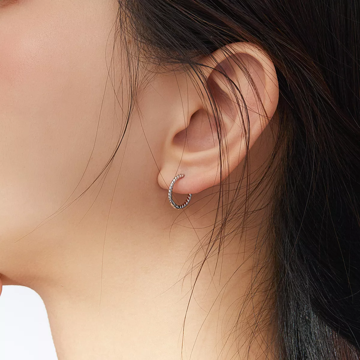 Brinco Argolas Corda de cânhamo circular estilo Pandora - SCE841