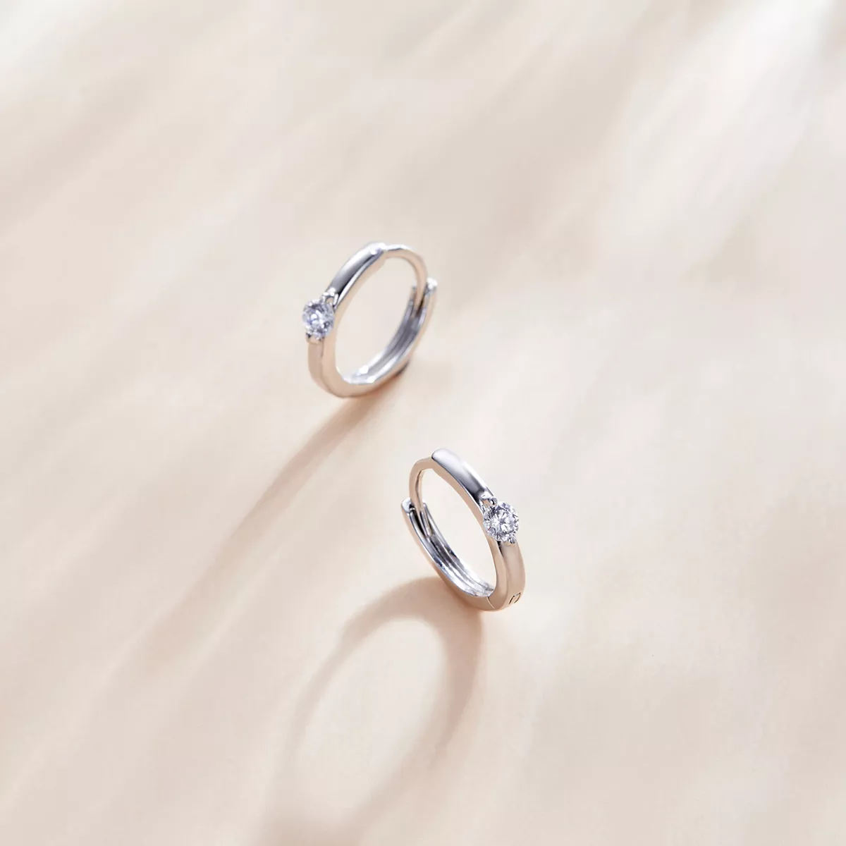 Brinco Argolas Diamante brilhante estilo Pandora - SCE1050-A