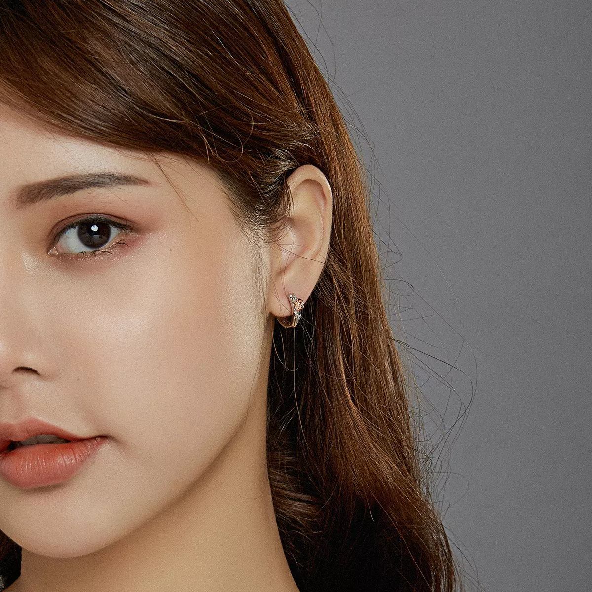 Brinco Argolas Dois tons Videira rosa estilo Pandora - SCE971